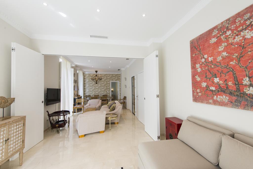 Apartamento Living By Cathedral Sevilla Exteriér fotografie