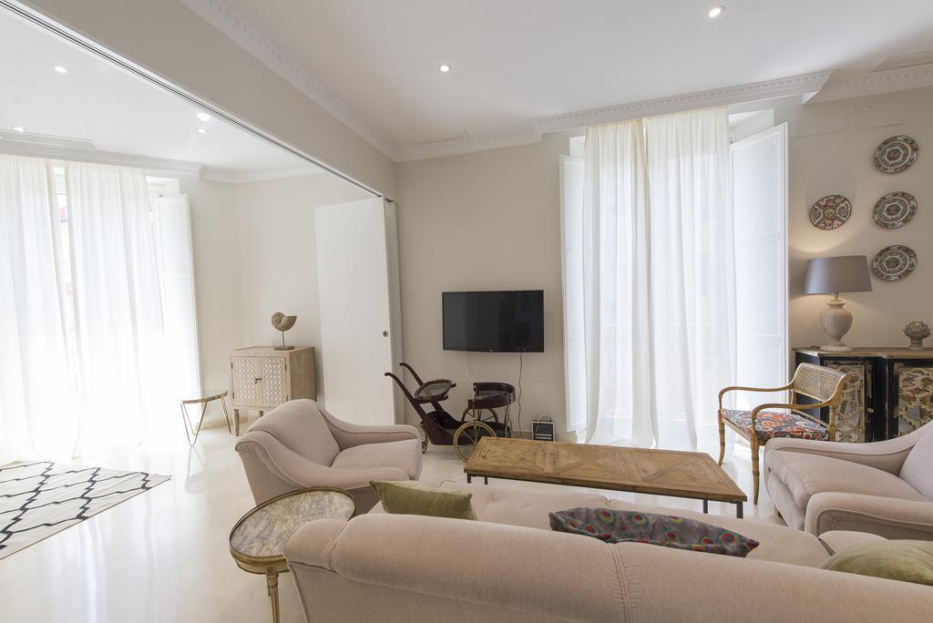 Apartamento Living By Cathedral Sevilla Exteriér fotografie