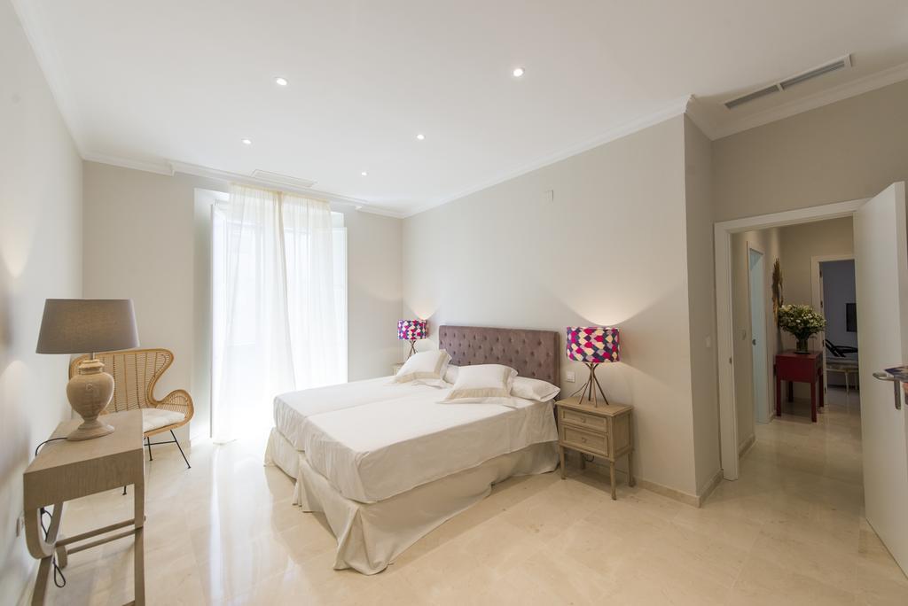Apartamento Living By Cathedral Sevilla Exteriér fotografie